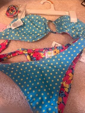 wild fable Bright Floral Bikini Set - Pink, Yellow & Blue -reversible polka dot